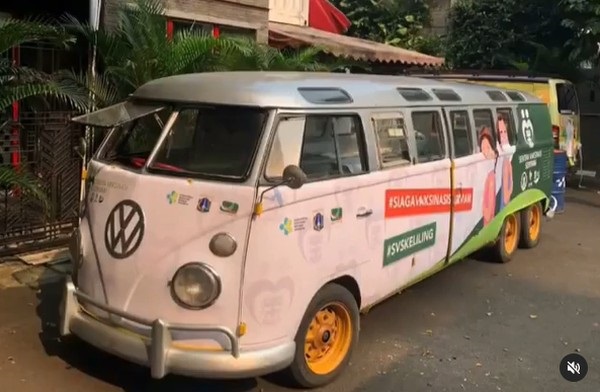 VW Kombi Sentra Vaksinasi Keliling Jakarta