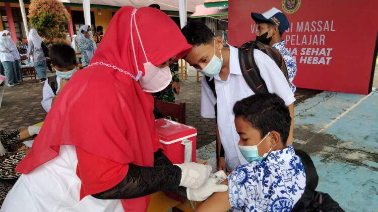 12 Thousand Aceh Students Complete the Second Dose of Covid-19 Vaccination