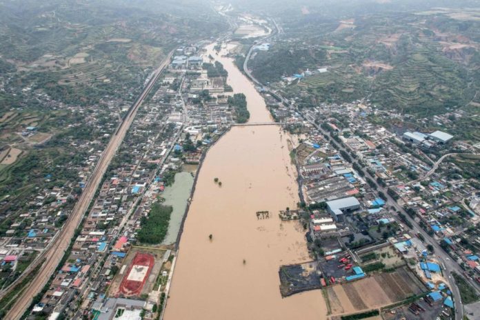 ilustrasi banjir bakal landda sejumlah provinsi di Indonesia