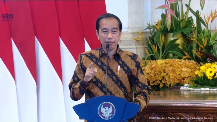 Presiden Jokowi saat buka rakornas pengawasan intern tahun 2022