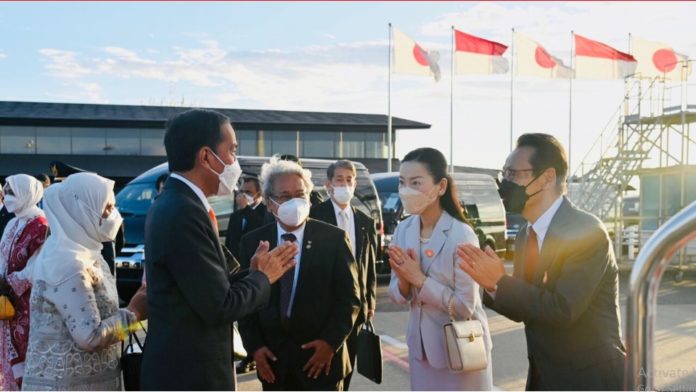 Presiden Jokowi sesaat sebelum meninggalkan Jepang