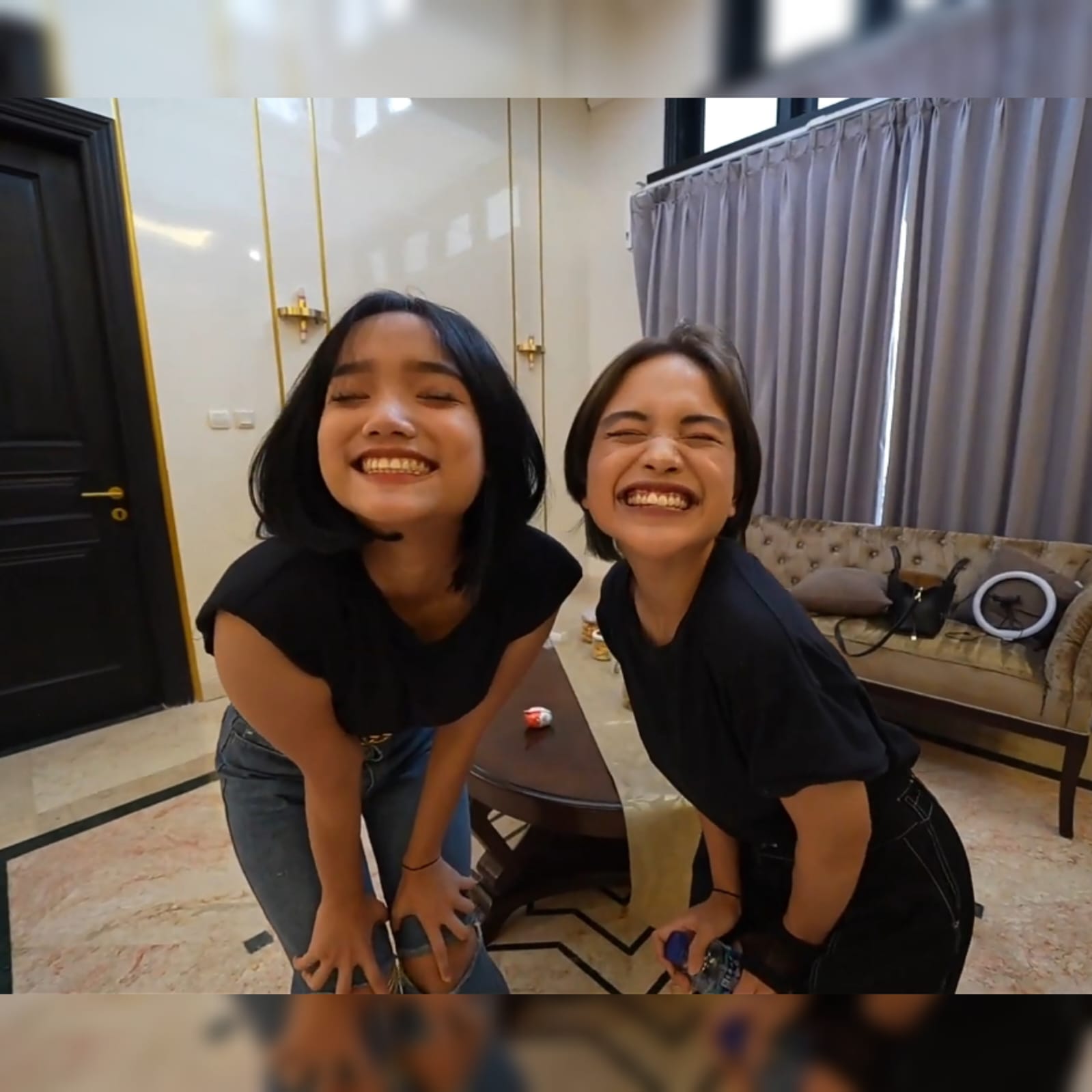 Fuji dan Jeje (YouTube)