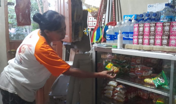 Penjual mie instan di Bantul