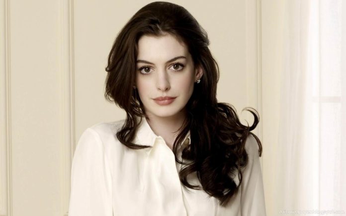 anne hathaway