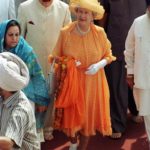 Kunjungan ratu Elizabeth Ii di India tahun 1997. (instagram.com/@royalty.crown_)