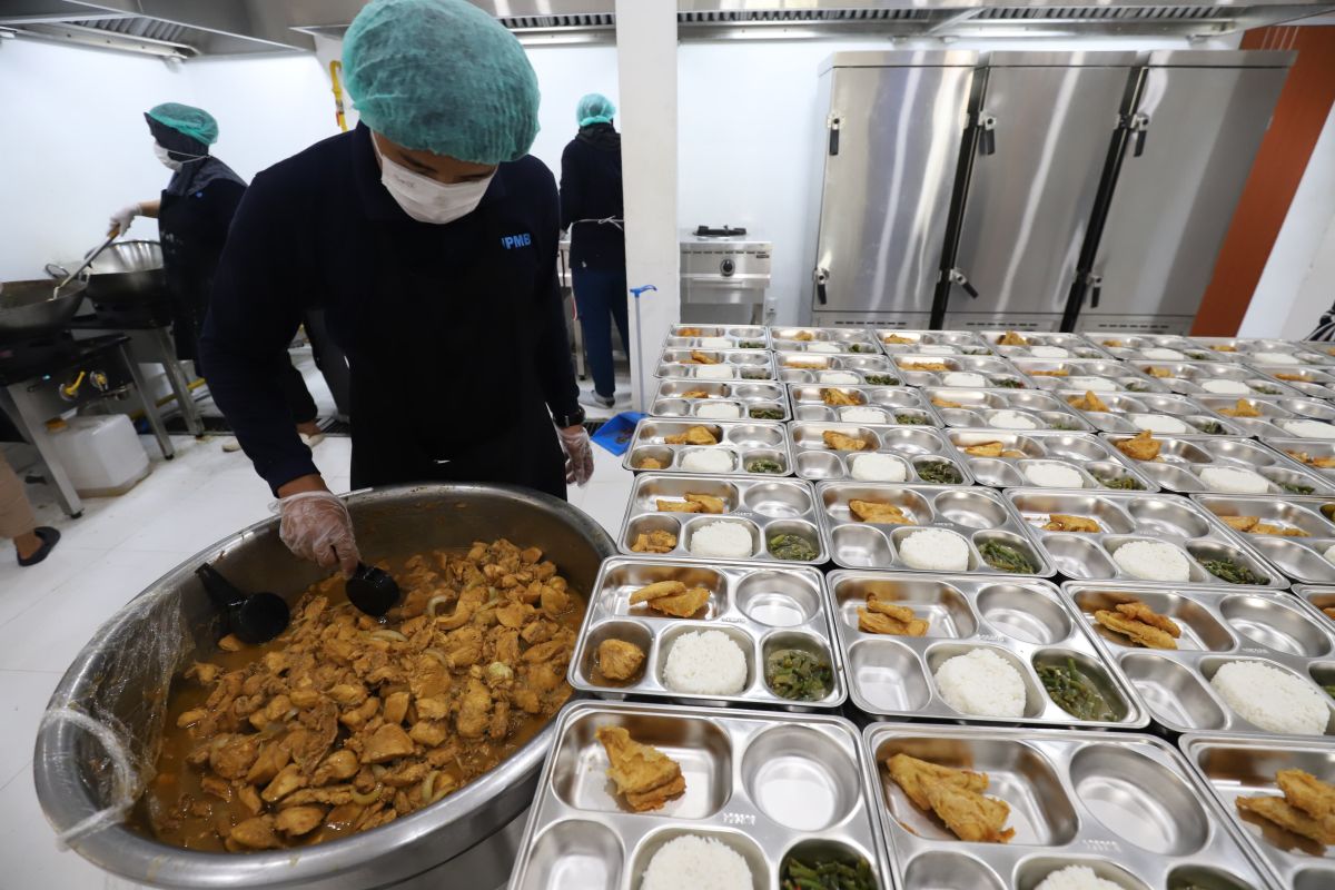 Riset Menunjukkan Program MBG Investasi Jangka Panjang Pemerintah untuk Generasi Muda Riset Menunjukkan Program MBG Investasi Jangka Panjang Pemerintah untuk Generasi Muda