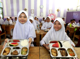 Dinikmati Ratusan Ribu Orang, Program MBG Jangkau 34 Provinsi