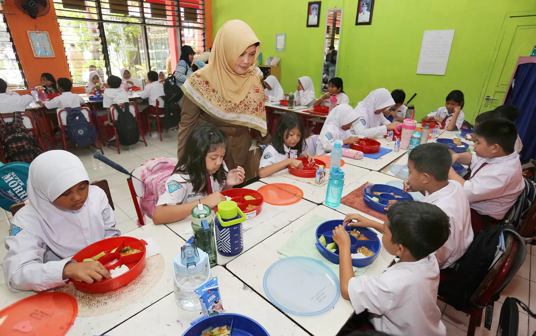 Regulasi MBG Ditargetkan Rampung Awal November untuk Peningkatan Kualitas Pelaksanaan Regulasi MBG Ditargetkan Rampung Awal November untuk Peningkatan Kualitas Pelaksanaan