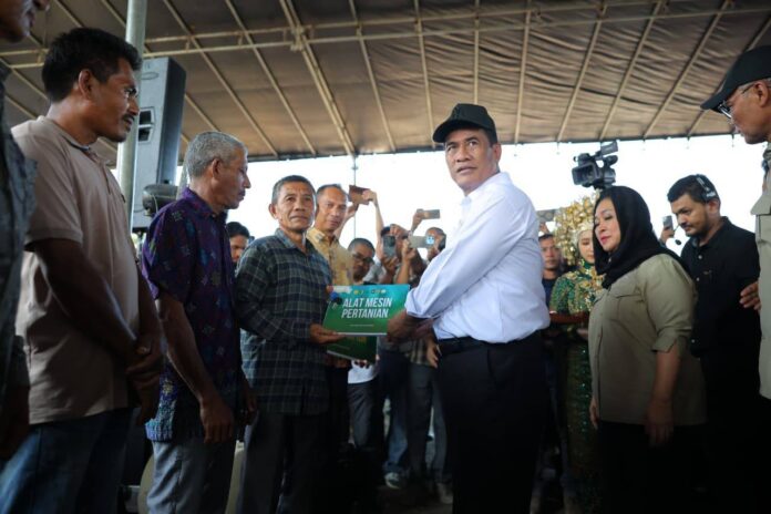 Menteri Pertanian, Andi Amran Sulaiman bantuan pangan