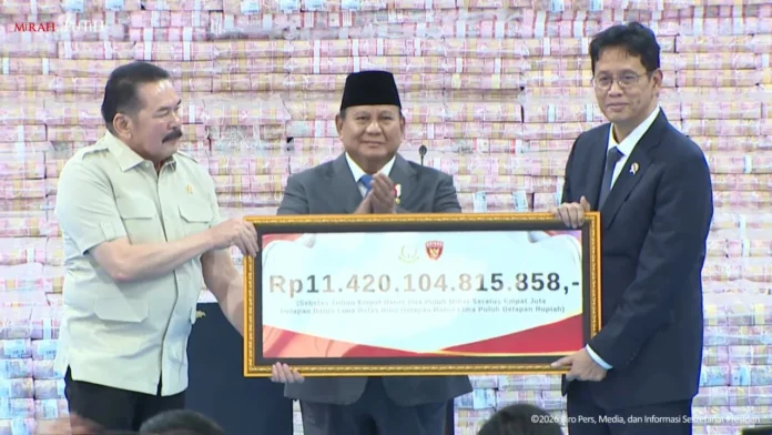 Penyerahan Dana 11.4 T