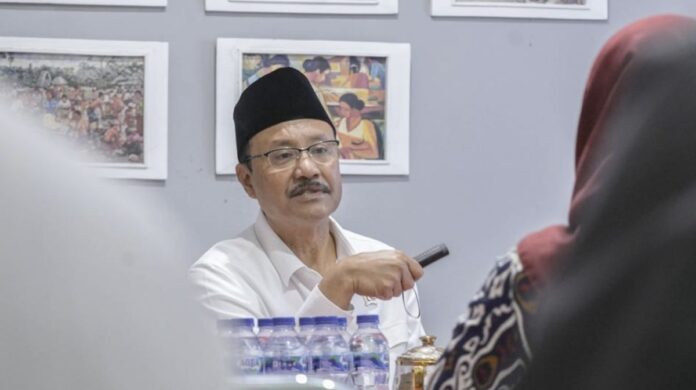 menteri-sosial-saifullah-yusuf-gus-ipul-sekolah rakyat 1770981200340_169.png