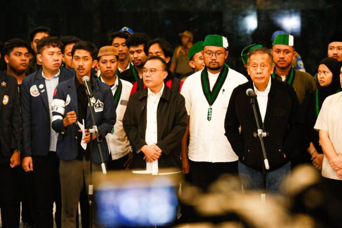 Dialog Mahasiswa, DPR, dan Pemerintah