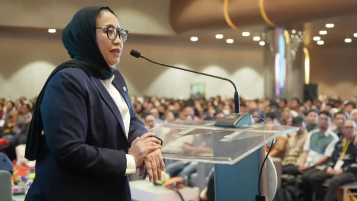 Kepala Badan Gizi Nasional (BGN), Nanik Sudaryati Deyang mbg makan bergizi gratis.jpg