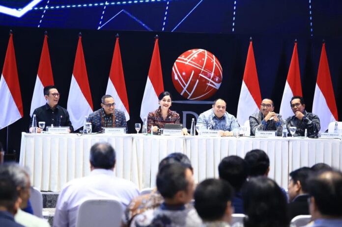 Ketua Dewan Komisioner OJK Friderica Widyasari Dewi reformasi pasar modal