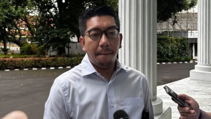 Pelaksana Tugas (Plt.) Deputi Bidang Kemitraan dan Hubungan Media Bakom RI, Kurnia Ramadhana dialog mahasiswa