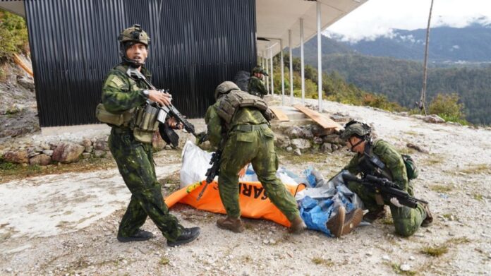 Tragedi penembakan yang menewaskan pilot pesawat Associated Mission Aviation (AMA), Nicholas F. Goselin, serta pembakaran pesawat AMA PK-RCY di Kabupaten Yahukimo, Papua opm 3