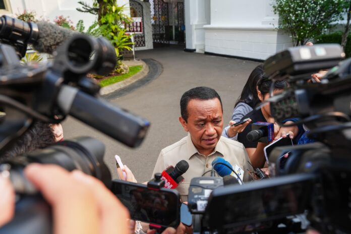 Menteri Energi dan Sumber Daya Mineral, Bahlil Lahadalia menjaga daya beli masyarakat