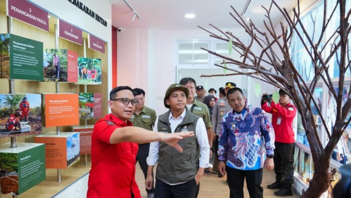 Prabowo Perkuat Perlindungan Warga dari Ancaman Karhutla menhut raja juli