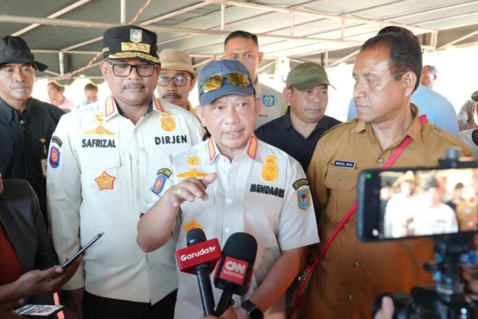 mendagri-korban-gempa-ntt-bisa-cetak-ulang-dokumen-penting-gratis_322423