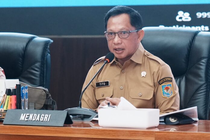 menteri dalam negeri muhammad tito karnavian middle income trap