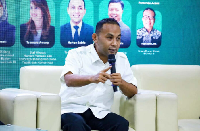 tenaga-ahli-utama-badan-komunikasi-pemerintah-hariqo-wibawa-v3eh