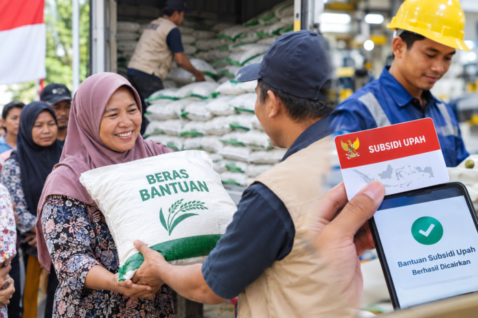 Bantuan Pangan dan Subsidi Upah pemerintah