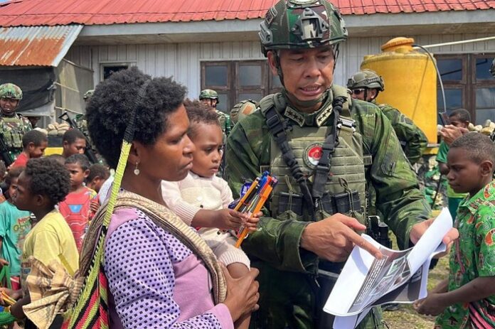 Letjen TNI Lucky Avianto, saat mengunjungi Sekolah Rakyat Terintegrasi 76 Mimika, Papua Tengah