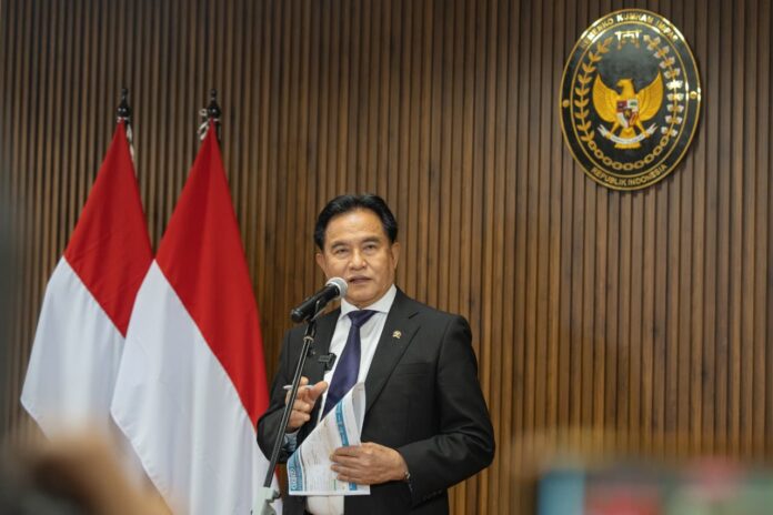 Menteri Koordinator Bidang Hukum, HAM, Imigrasi, dan Pemasyarakatan Yusril Ihza Mahendra