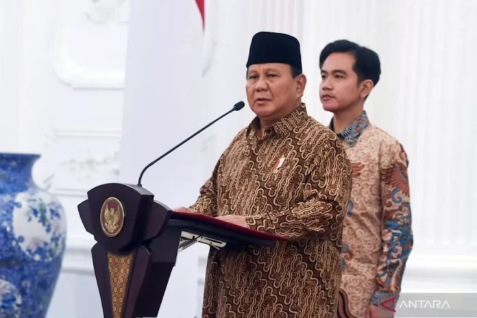 presiden-prabowo-subianto-kiri-didampingi-wapres-gibran-raka-zjhj